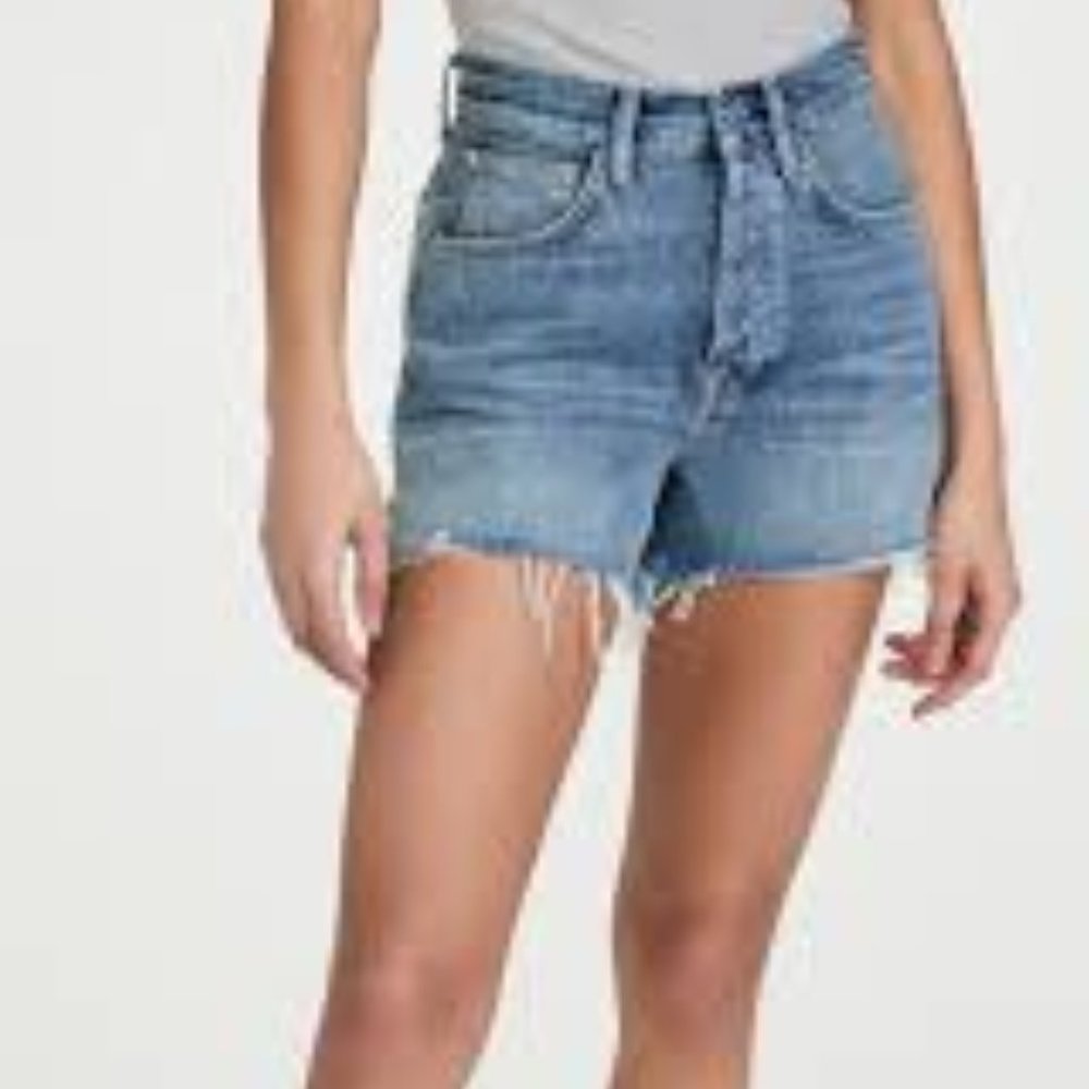 7 For All Mankind Easy Ruby Cut Off Short, 32x3, 15" Length, NWT, $119 MSRP